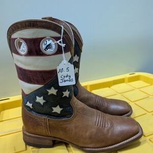 Cody James American Flag Cowboy Boots